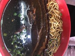 -小龙大肉面馆