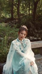 -一揽芳华汉服旗袍体验馆(拙政园店)