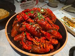 -巴厘龙虾·榜首油焖大虾(音乐学院·沿江酒馆店)