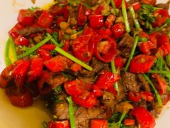 小炒黄牛肉-人民公社·剁椒鱼头(平湖吾悦广场店)