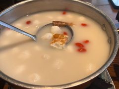 -湘力力小院·鱼汤泡饭(枫林路店)