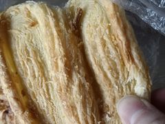 芝士咸味蝴蝶酥-上海哈尔滨食品厂(淮海中路店)