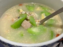 姜酒鸡汤浸丝瓜-小粤楼(万辉广场店)