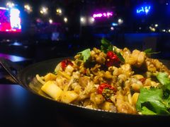 -西街夜油条·麻团包乌饭