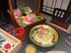 -山川小町·极番烧肉(新地假日广场店)