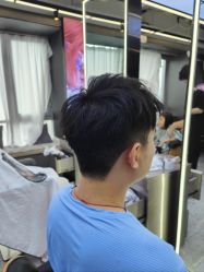 -藤野造型烫发染发