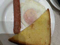 -香港新发烧腊茶餐厅(水围店)