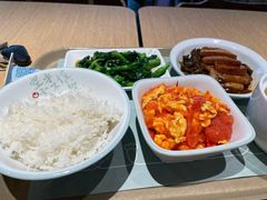 -老乡鸡(上海品尊国际中心店)