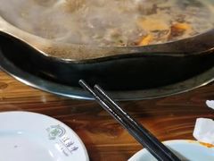 -金鼎雪山牦牛杂火锅(理县总店)