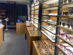 -优医视平价眼镜超市蔡司依视路折扣(小马厂店)