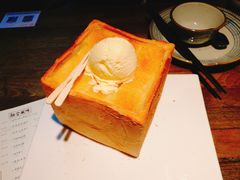 -童年小筑餐厅(申花路店)