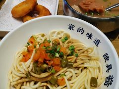 武汉热干面-文叔·湖北名小吃·小龙虾(华强北店)