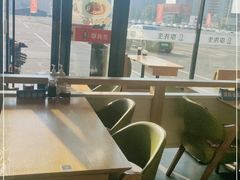 靠窗位-李先生牛肉面大王(欧亚卖场店)