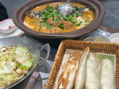 金陵后厨鱼头泡饼-金陵后厨·南京菜(新街口秣陵路店)