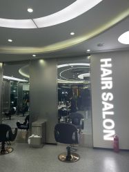 -MOVAN  HAIR莫凡匠人发型屋
