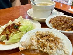 -胡须张鲁肉饭(美食文化馆店)