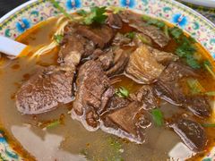 -金杨拉面王小吃面馆·牛三宝面·红烧牛肉粉