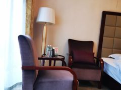 -曲江惠宾苑宾馆(大雁塔大唐不夜城店)