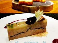 黑菌层鹅肝派配梨啫喱-AZUL by FUEL蓝色·法式酒馆(琶醍店)