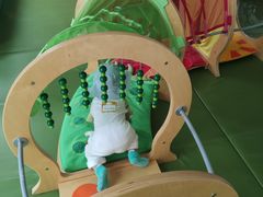 -乐融婴幼儿成长中心(四季青校区)