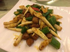 -围龙屋客家食府(福田店)