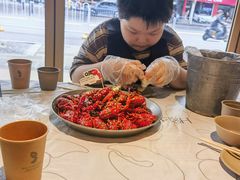 -巴厘龙虾·榜首油焖大虾(音乐学院·沿江酒馆店)