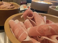 -龍歌自助小火锅(市南金茂湾店)