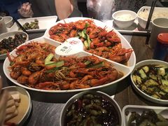 -龙巢盱眙龙虾·牛蛙·烧烤宵夜(八卦岭店)