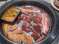 -汉金城海鲜烤肉自助百汇(威海威高广场店)