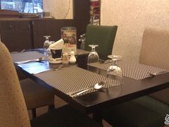 餐桌-Bombay Grill印度餐厅