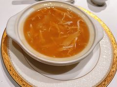 花胶鸡煲官燕-唐阁(香港朗廷酒店)