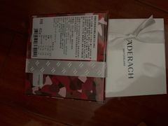 -Laderach 莱德拉(上海环贸iapm店)