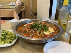 -焱焰鲜锅兔·佳味郑氏·自贡特色菜