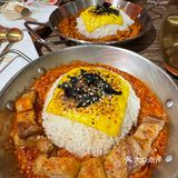 武汉！！在武汉！！这该si的饭张力……