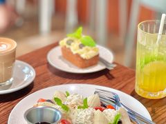 鲜奶松软热香饼-blend咖啡部落(卓悦中心店)