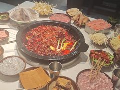 -卤校长老火锅(杨家坪直营店)