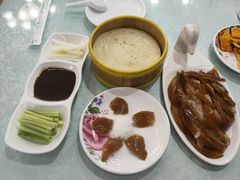 -六和聚传统烤鸭.天津菜(和平店)