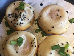 上海生煎包-京城小江南·北京烤鸭·江南土菜·白鱼(中关村店)
