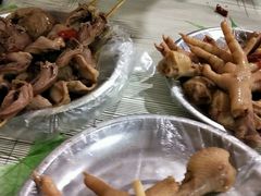 -梁老三麻辣鸡头(汝河小区店)