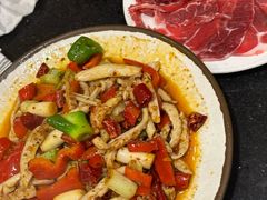 -周老三跷脚牛肉·全牛火锅(非遗传承店)