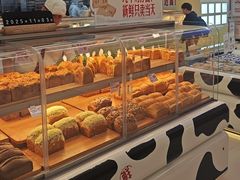 -红星前进面包牛奶公司(君太店)