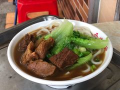 牛腩猪肠河粉-珍珍小食店(西华路店)