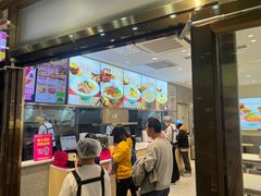 -小杨生煎(金山百联购物中心3楼店)
