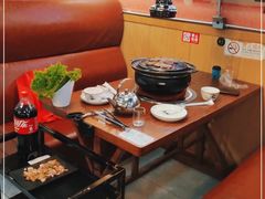 卡座-牛犇烤肉(物资学院路店)