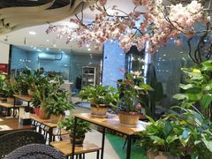 -舌尖上的食缘花园主题餐厅