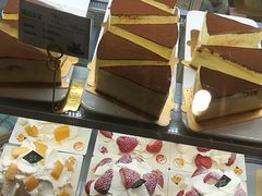 -焙丽拾光(麦凯乐直营店)