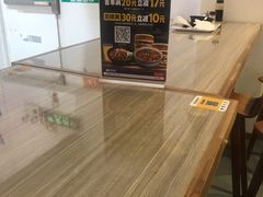 -荀记肉夹馍(三八家乐福店)