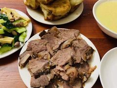 -宝瑞门钉肉饼店