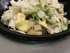 -粘豆包柴火铁锅炖
