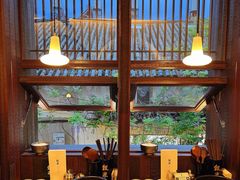 -银米·云南传统过桥米线(双廊黑金冠店)